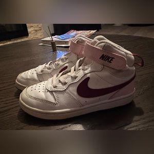 Girls Nike mid 2 Borough size 13C